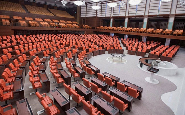 TBMM'de milletvekillerine özel ağız bakım suyu! Tuvaletler yenilendi, o detay bomba