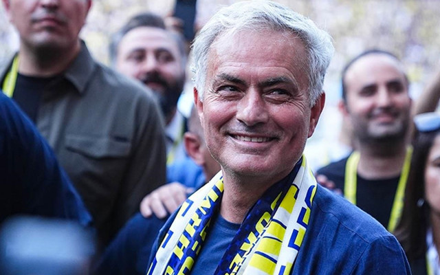 15 ay boyunca İstanbul'un en lüks otelinde konakladı! Mourinho, Fenerbahçe'ye öyle bir fatura bırakmış ki..