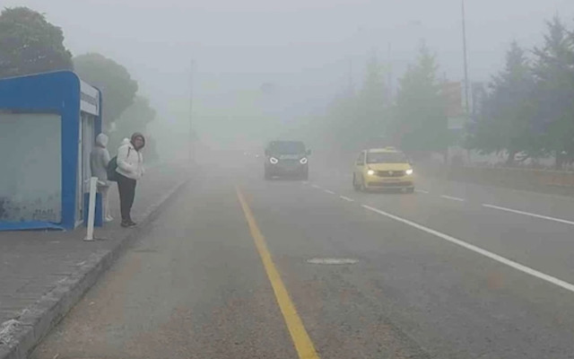 Dereceleri yükseltin! Meteorolojiden yağış ve sis uyarısı: Aniden bastıracak...