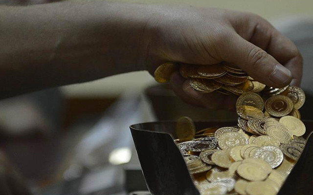 Gümüş ve altın çıldırdı! İslam Memiş altının gramı 7 bin lira olacak ve gümüş...
