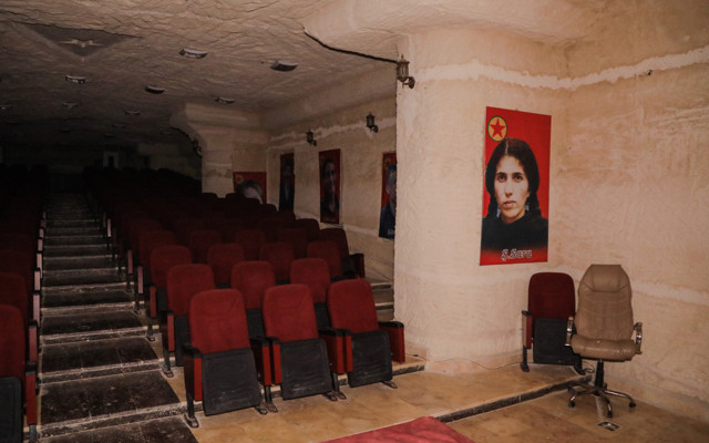 Suriye'de YPG'nin tünellerle birbirine bağlanan 3 katlı "yer altı şehri" görüntülendi