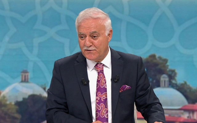 Nihat Hatipoğlu 'nikah' sorusu karşısında dondu kaldı! Stüdyoda dikkat çeken anlar