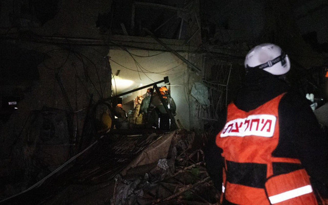 İsrail'i perişan eden saldırılar! İran füzeleri doğrudan isabet etti