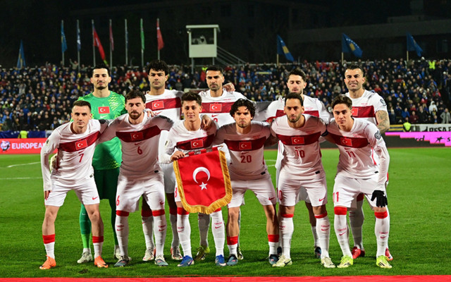 Galatasaray'ın milli takım için yaptığı tebrik paylaşımı olay oldu