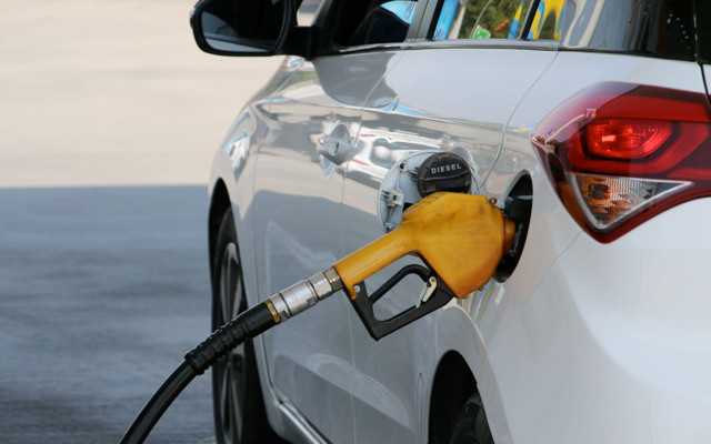 Büyük indirimle motorinin litresi kaç lira olacak? Eşi benzeri olmayan indirim var