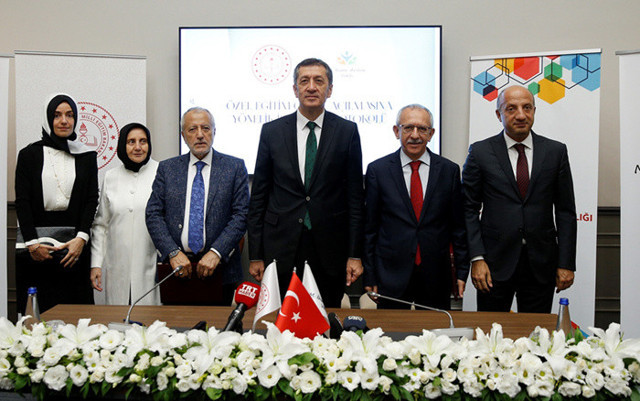 Milli Eğitim Bakanı Ziya Selçuk imzaladı MEB'den özel eğitimde yeni iş birliği - Resim: 0