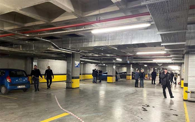 Bakırköy'de AVM otoparkında dehşet! Sevgilisini vurup intihar etti ortaya çıkan detaylar şaşırttı - Resim: 0