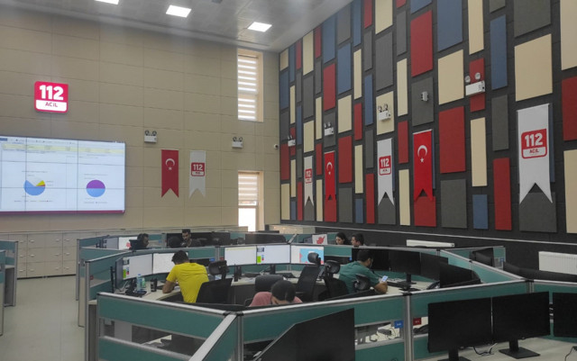 Çağrı merkezini 2 ayda 22 bin 217 kez aradı! O kadına para cezası verildi - Resim: 0