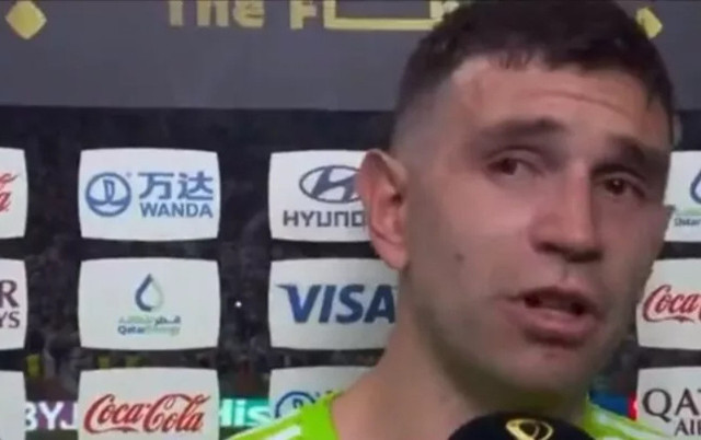 Arjantin kalecisi Martinez'in sevinci olay oldu! Dünya Kupası ödül töreninde skandal hareket! - Resim: 2