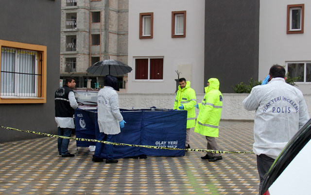 Adana'da esrarengiz ölüm! Baldızına sarılıp hüngür hüngür ağladı - Resim: 2