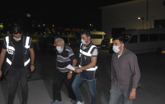 Kütahya'da 'üfürükçü hoca'ya gözaltı: 2 kadından cinsel taciz suçlaması - Resim: 1