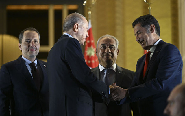 Cumhurbaşkanı Erdoğan Cumhur İttifakı liderleriyle görüştü - Resim: 1