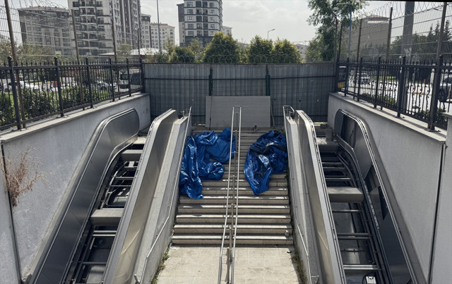 İstanbul'da raylı sistemlerde arızalı asansör ve yürüyen merdiven sorunu sürüyor - Resim: 2