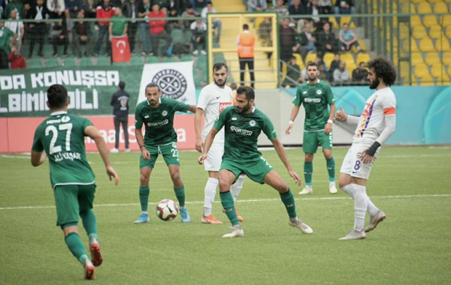 Aykut Kocaman'lı Konyaspor'a kupa şoku - Resim: 0