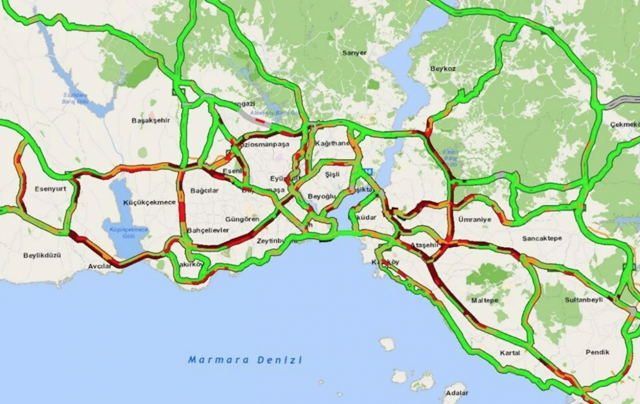 İstanbul'da yağmur yağdı sabahın köründe trafik adeta durdu - Resim: 0