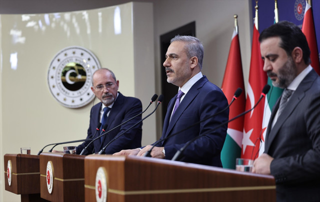 Dışişleri Bakanı Hakan Fidan, PKK'nın fesih ve silah bırakma kararıyla ilgili konuştu - Resim: 1