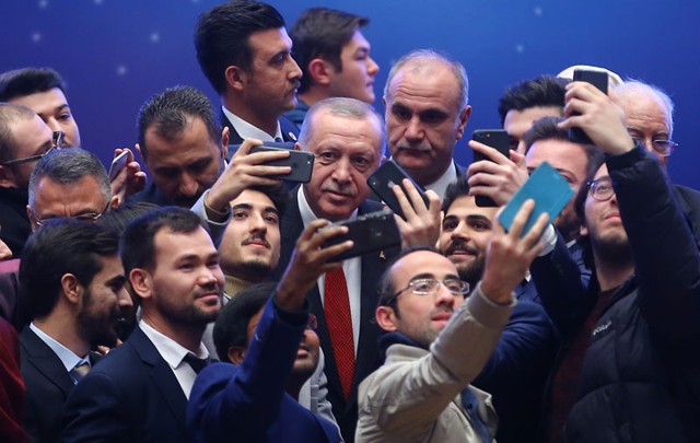 Erdoğan'dan 'Size bir gün Nobel Barış Ödülü verilirse tavrınız ne olur?' sorusuna yanıt - Resim: 0
