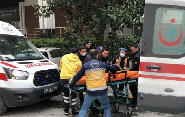 İstanbul’da maske satışında silahlar konuştu! 2'si ağır 4 yaralı - Resim: 1