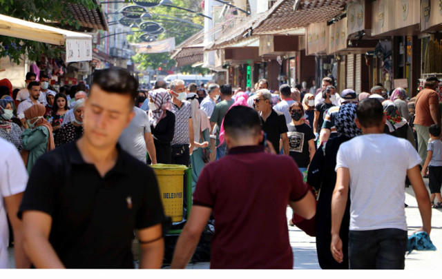 Vaka sayıları Gaziantep'te 20 günde iki kattan fazla arttı cadde ve meydanlar hayli yoğun - Resim: 0