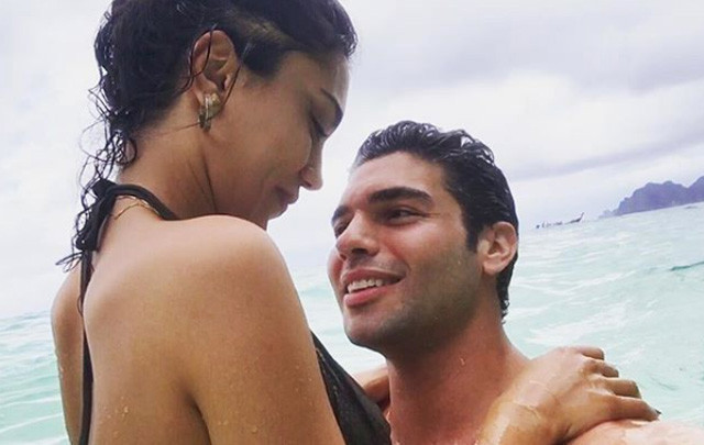 Şükrü Özyıldız ve sevgilisi kafede birbirine girdi - Resim: 1