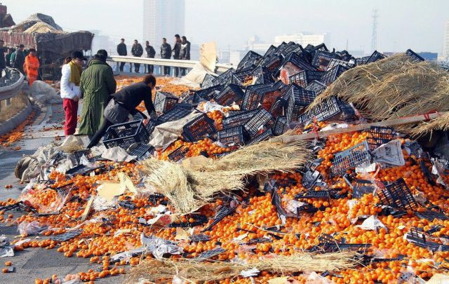 Bu trafik kazaları mutlu ediyor! - Resim: 1