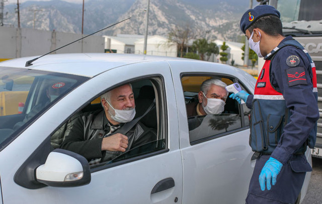 İstanbul'dan Antalya'ya 150 kişi mantar toplamaya geldi vali çileden çıktı - Resim: 0