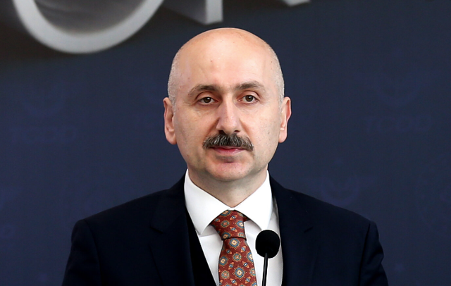 Havalimanlarına koronavirüs sertifikası geliyor! Ulaştırma Bakanı açıkladı - Resim: 0