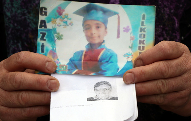 Van'da annenin çaresizliği: Oğlu o olaydan sonra sırra kadem bastı - Resim: 1