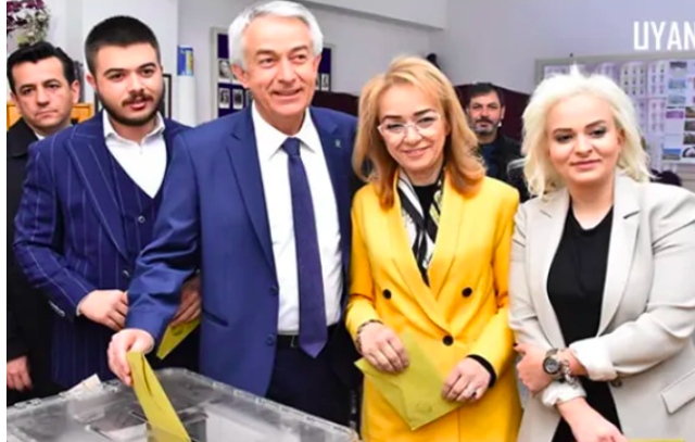 Şükrü Başdeğirmen'in eşi Şadiye Başdeğirmen kimdir ne iş yapıyor, çocukları kaç tane? - Resim: 1