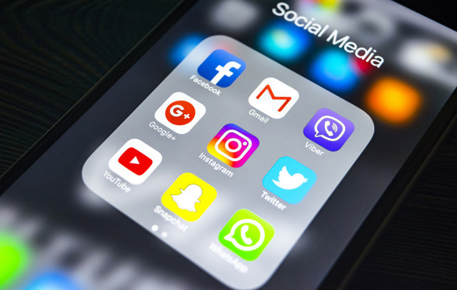 Doktorlardan, avukatlardan daha fazla kazanıyorlar! Sosyal medya fenomenlerinin kazancını duyunca dudaklarınız uçuklayacak - Resim: 0