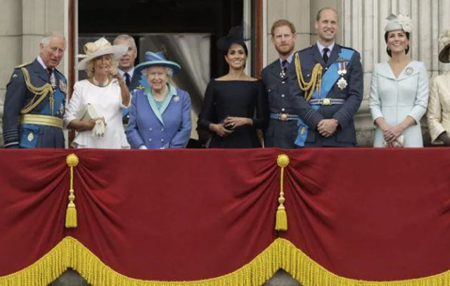 Yeni kral III. Charles'tan ortalığı karıştıracak hamle! Prens Harry ve Prens Andrew'a karşı harekete geçti - Resim: 0