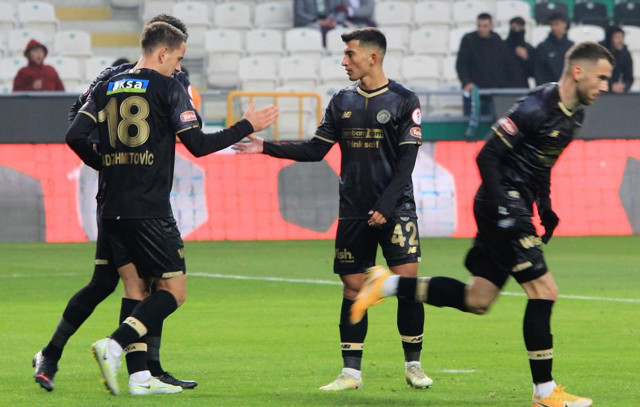 Konyaspor uzatmalarda turladı! 5 gollü maçta Bodrumspor elendi - Resim: 0