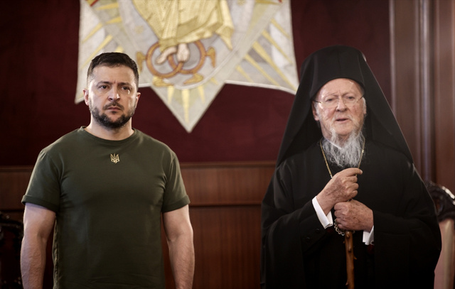Zelenski'den 'Rum Patrikhanesine' sürpriz ziyaret! - Resim: 3