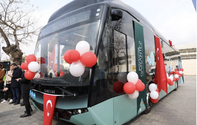 Türkiye'nin ilk hidrojenli otobüsü Gaziantep yollarında: "Bu şehir yeşil ve akıllı şehir" - Resim: 0