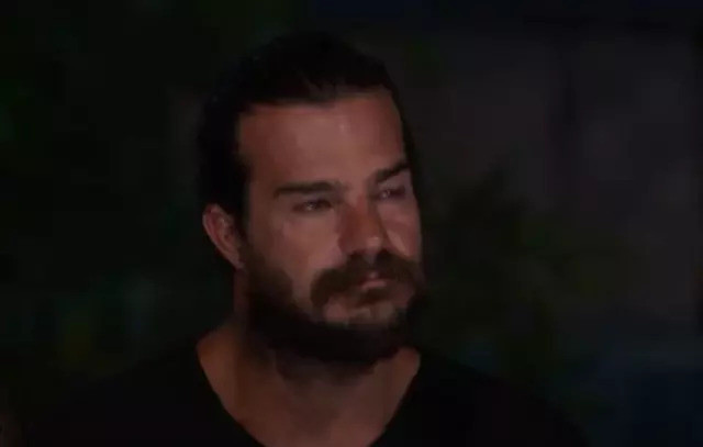 Hakan Hatipoğlu yarışmada gizlice yaptığını itiraf etti! Acun Ilıcalı ceza verdi - Resim: 0