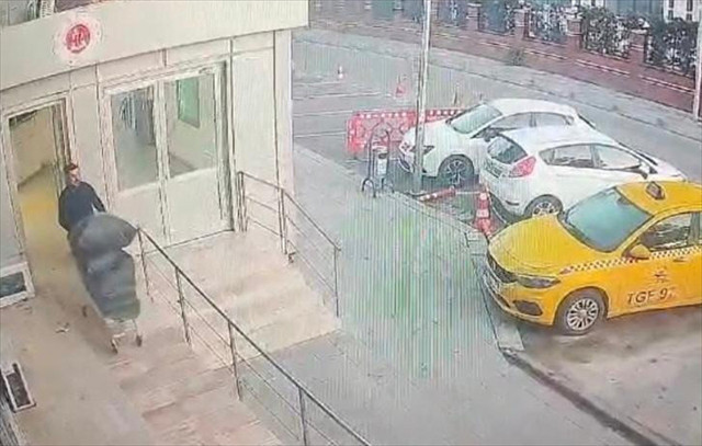 Büyükçekmece Adliyesi'ndeki soygunda tarih detayı! 13 Kasım'ı özellikle seçtiği ortaya çıktı - Resim: 1