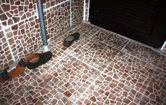 Eve girdiğinde karısını başka bir adamla yakaladı! Sonrası korkunç... - Resim: 4