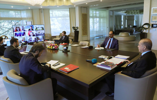 Cumhurbaşkanı Erdoğan'dan yeni koronavirüs uyarısı: Ağır kayıplar yaşarız - Resim: 0