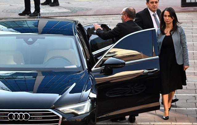 DEM Parti'den CHP Genel Başkanı Özgür Özel’e ziyaret - Resim: 0