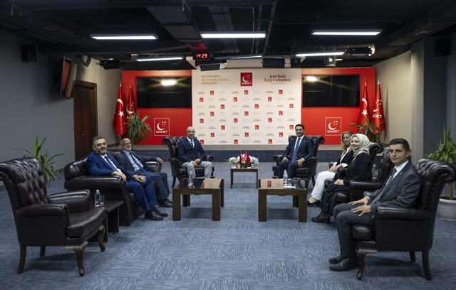 Saadet Partisi'nde siyasi partiler arası bayramlaşma - Resim: 3