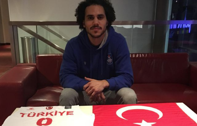 Hidayet Türkoğlu'ndan Shane Larkin açıklaması - Resim: 0
