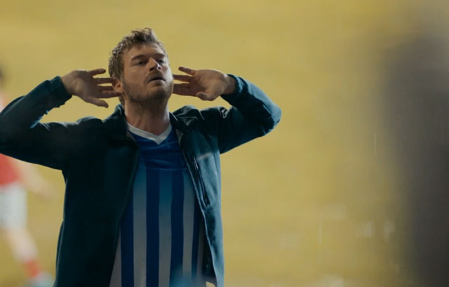 Çarpışma da Müslüm modasına uydu! Kıvanç Tatlıtuğ'dan 'Unutamadım' şarkısı  - Resim: 1