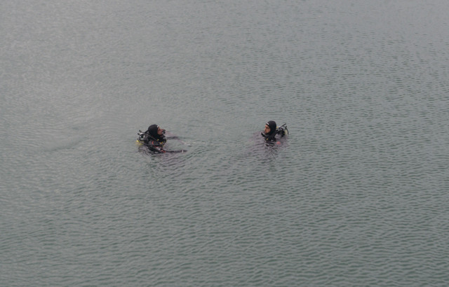 Adana'da otomobile intihar notu bırakan genç: Ölmek ne garip şey anne - Resim: 0