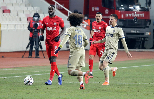 Sivasspor Fenerbahçe maçı golleri ve geniş özeti - Resim: 0