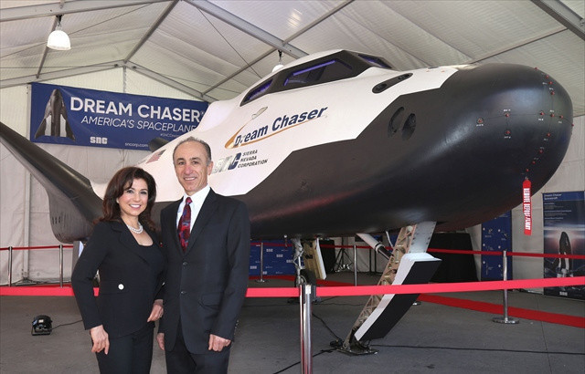 Türk çift Fatih ve Eren Özmen uzaya damga vuracak! Şişme uzay istasyonu geliyor - Resim: 2