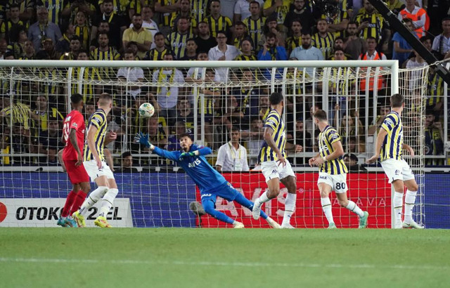 Kadıköy'de gol yağmuru tam 6 gol! Fenerbahçe bir puanı 90+2'de aldı - Resim: 2