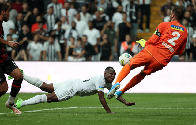 Beşiktaş Fatih Karagümrük engeleni rahat geçti, farklı kazandı! - Resim: 2