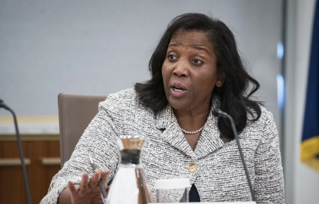 ABD Başkanı Trump, Fed Yönetim Kurulu Üyesi Cook'u görevden aldı - Resim: 0