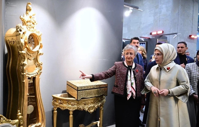 Emine Erdoğan TOGEM-DER’in dönüşüm pazarını açtı - Resim: 0