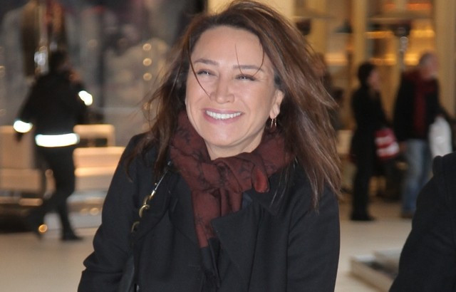 Demet Akbağ'ın şaka programı bitiyor - Resim: 2